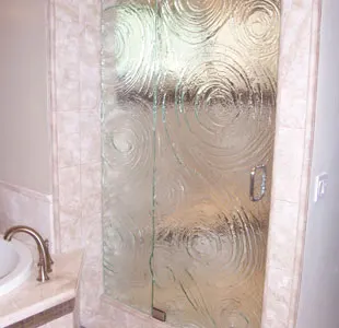 Beveled Glass Bath Enclosure